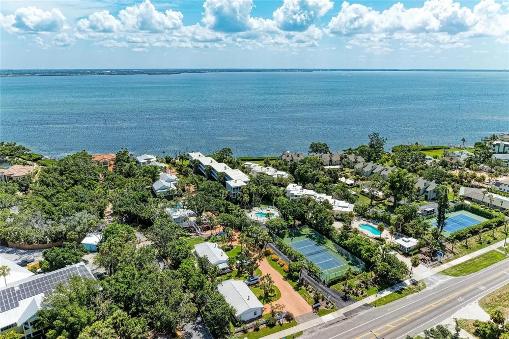 5320 GULF OF MEXICO DRIVE #204 Longboat Key, FL 34228