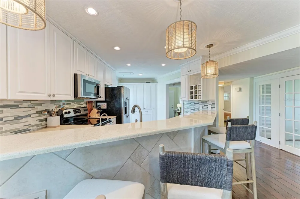 5320 GULF OF MEXICO DRIVE #204 Longboat Key, FL 34228
