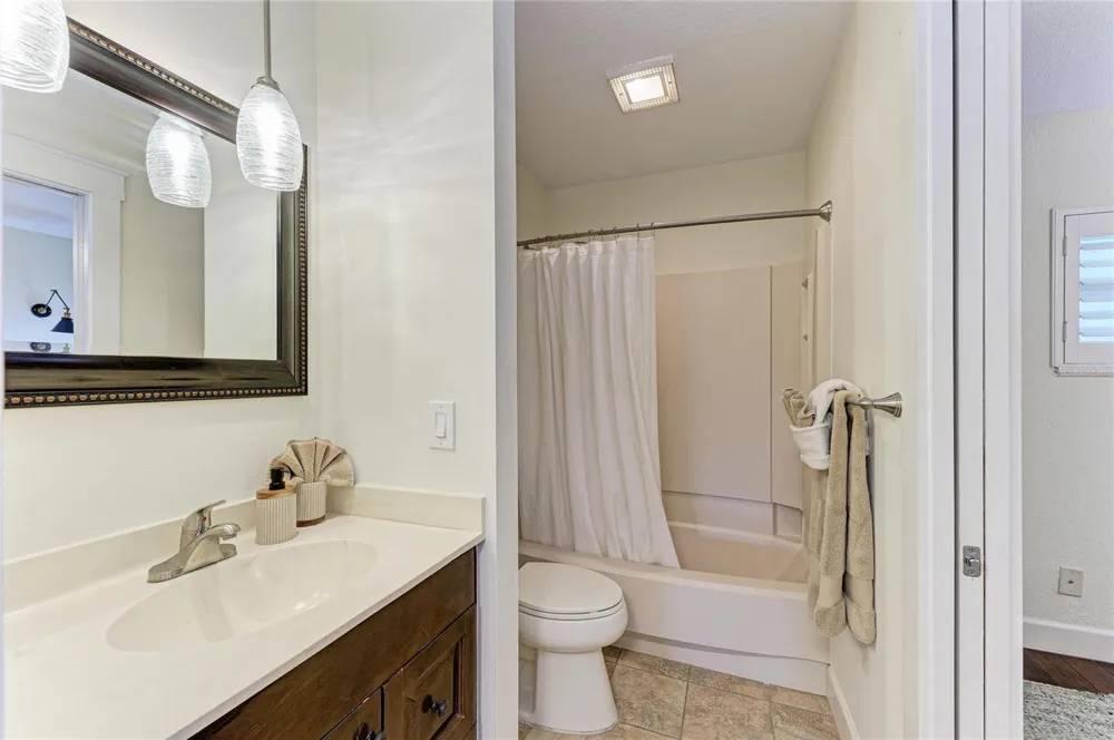 5320 GULF OF MEXICO DRIVE #204 Longboat Key, FL 34228