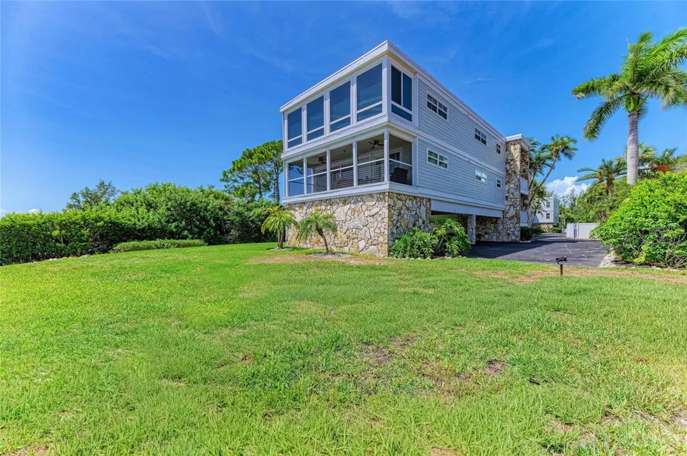 5320 GULF OF MEXICO DRIVE #204 Longboat Key, FL 34228