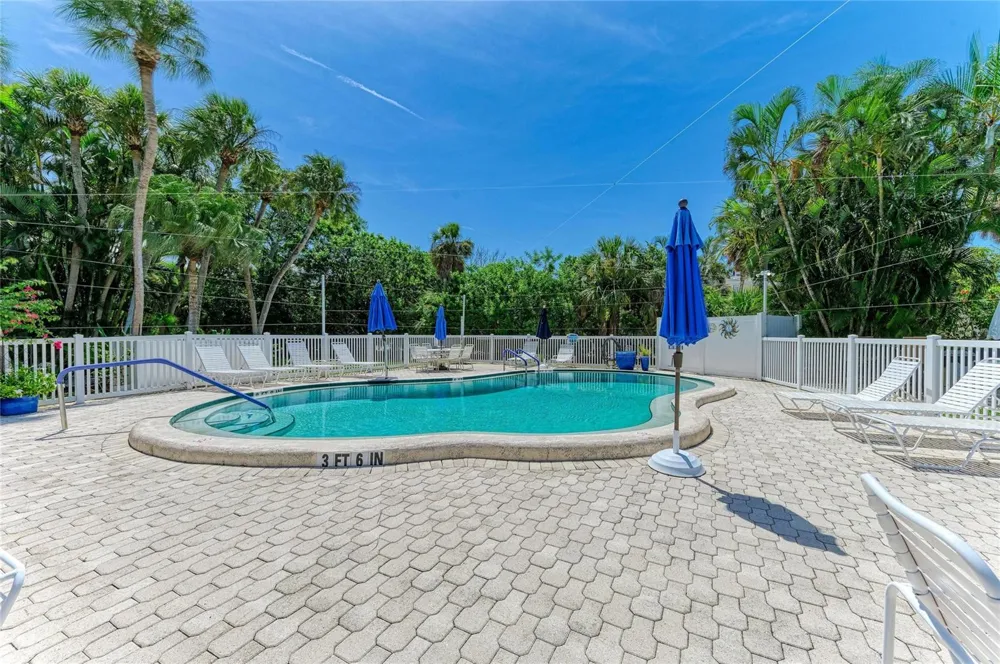 5320 GULF OF MEXICO DRIVE #204 Longboat Key, FL 34228