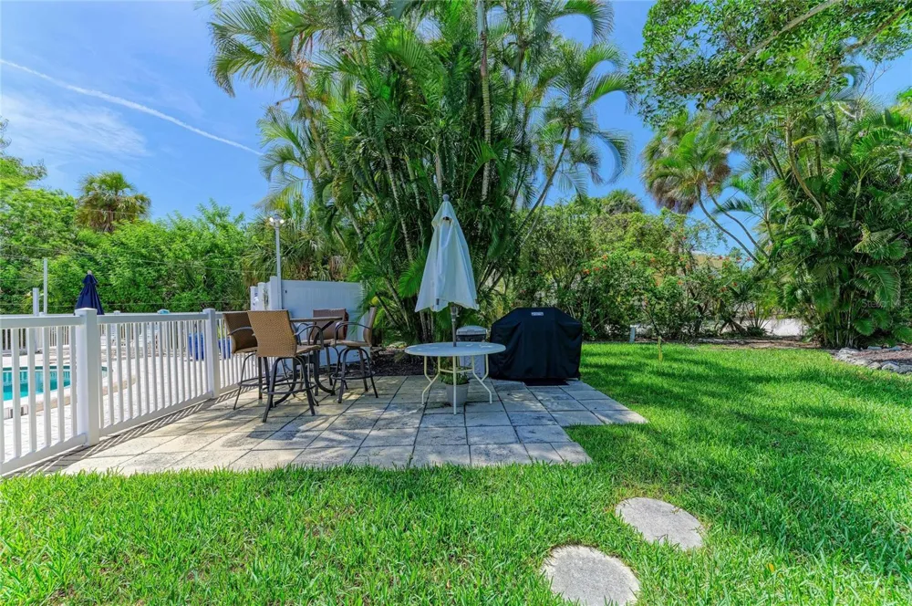 5320 GULF OF MEXICO DRIVE #204 Longboat Key, FL 34228