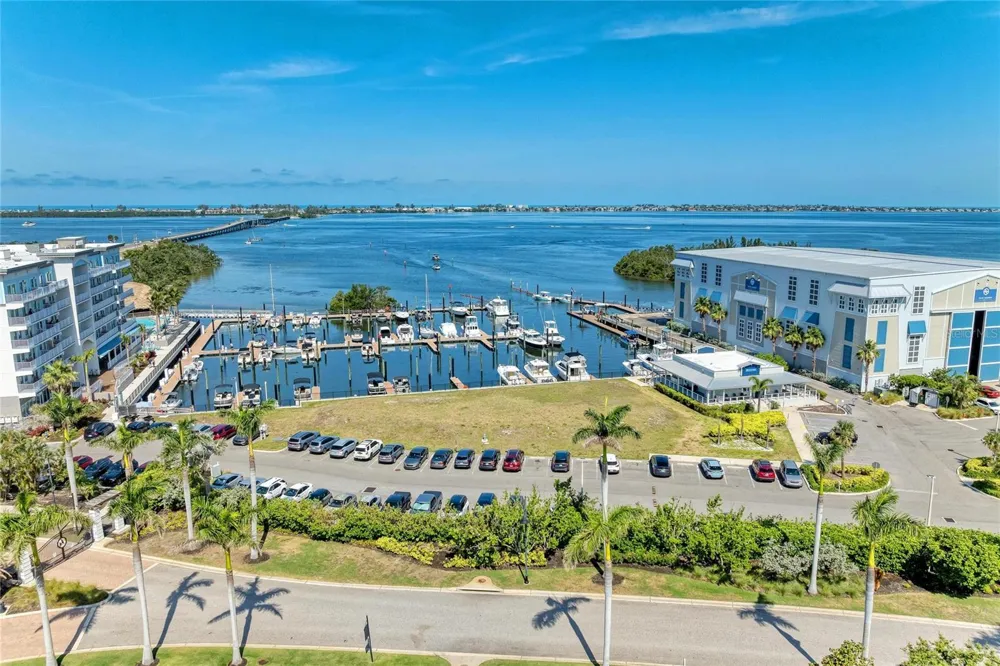 5320 GULF OF MEXICO DRIVE #204 Longboat Key, FL 34228