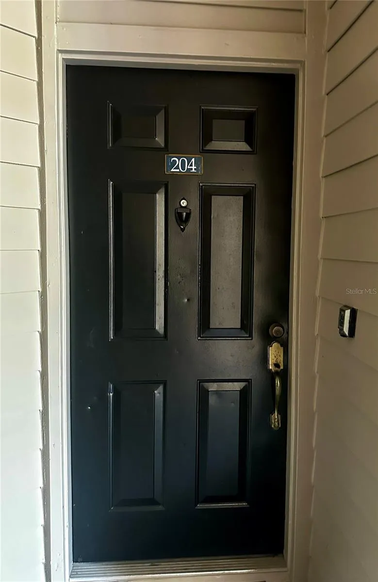 420 SUMMIT RIDGE PLACE #204 Longwood, FL 32779