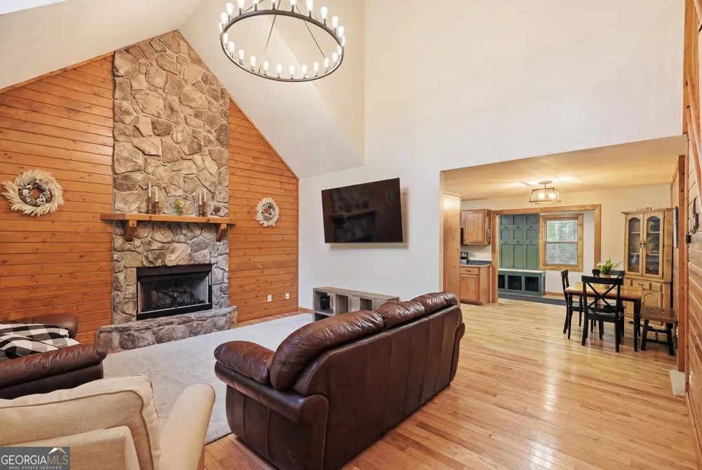 2283 Rocky Top RD Blairsville, GA 30512