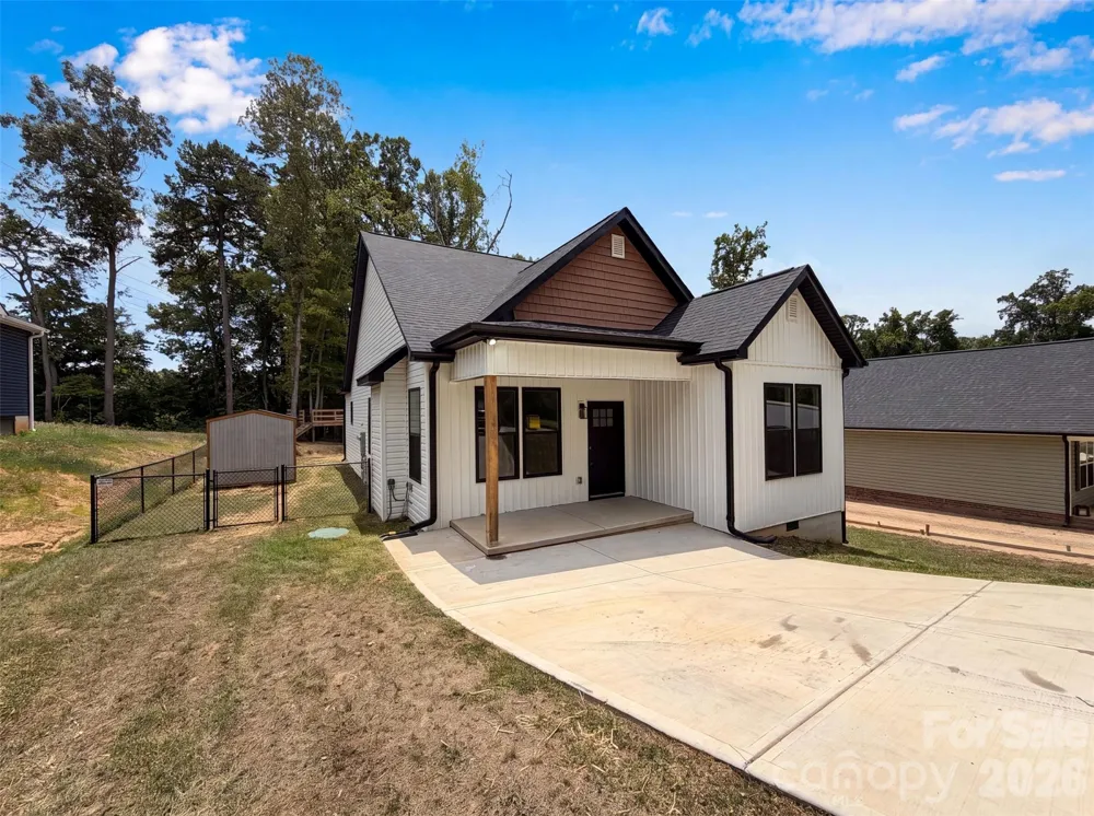 490 E 22nd Street Kannapolis, NC 28083