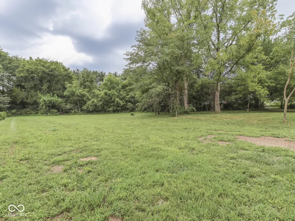 11681 Mann Road Mooresville, IN 46158