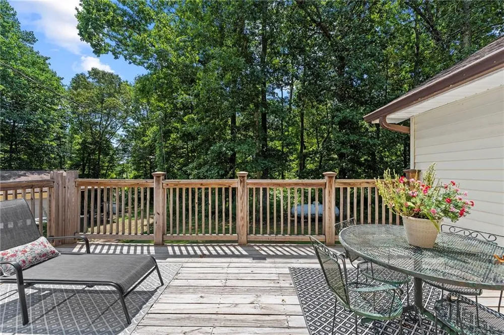 400 Cable Road Waleska, GA 30183