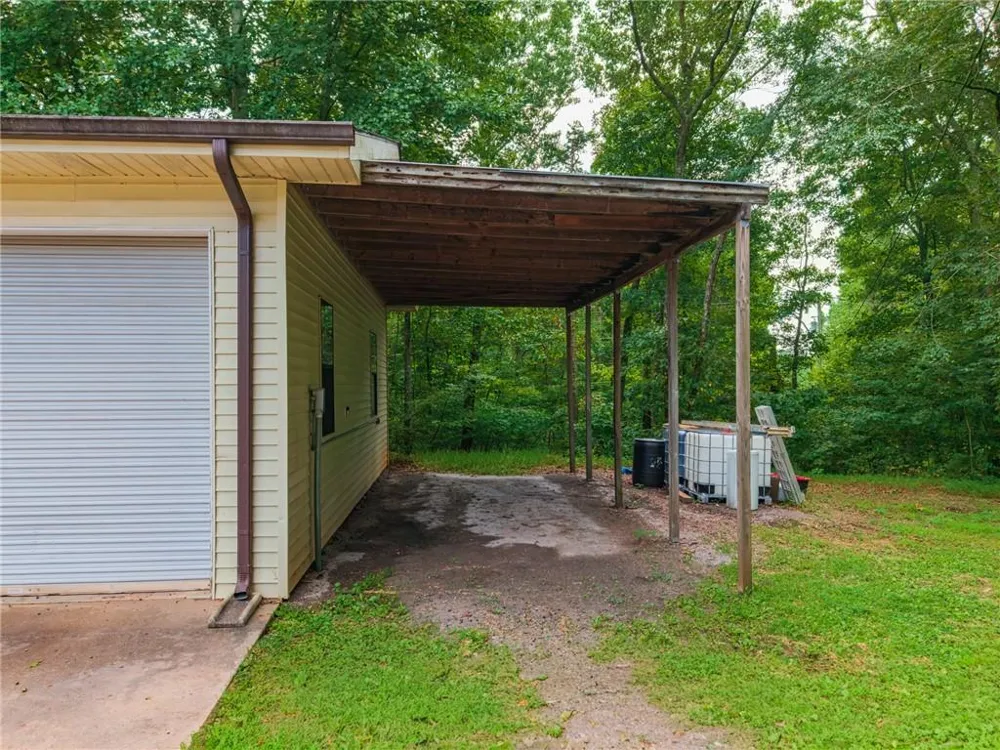 400 Cable Road Waleska, GA 30183