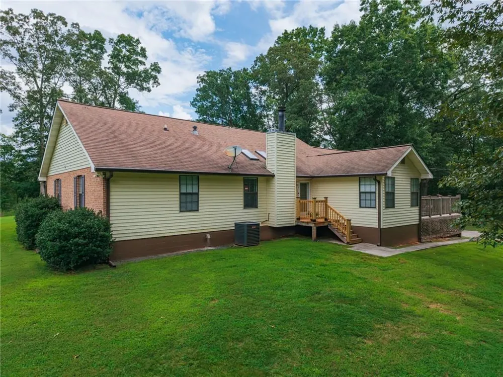 400 Cable Road Waleska, GA 30183