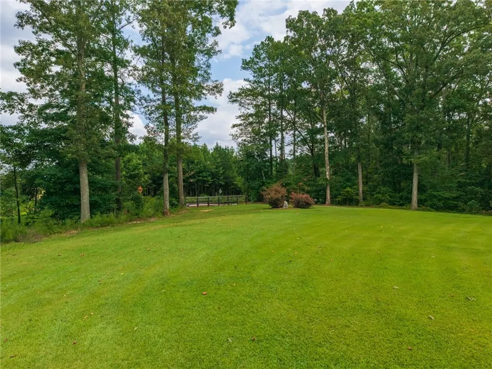400 Cable Road Waleska, GA 30183