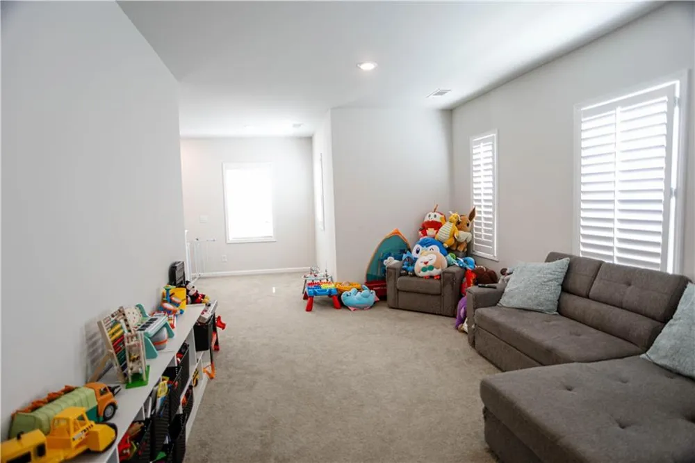 5329 Fox Hill Lane Oakwood, GA 30566
