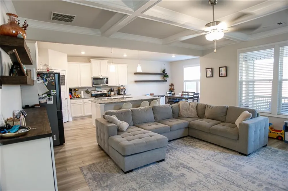 5329 Fox Hill Lane Oakwood, GA 30566