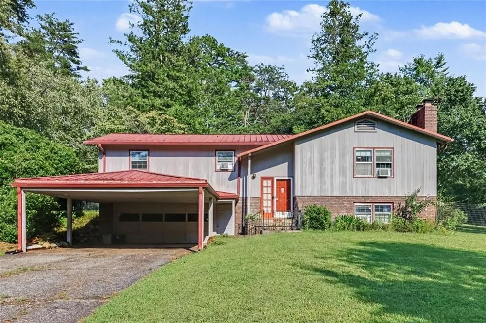 462 Wall Bridge Road Clarkesville, GA 30523