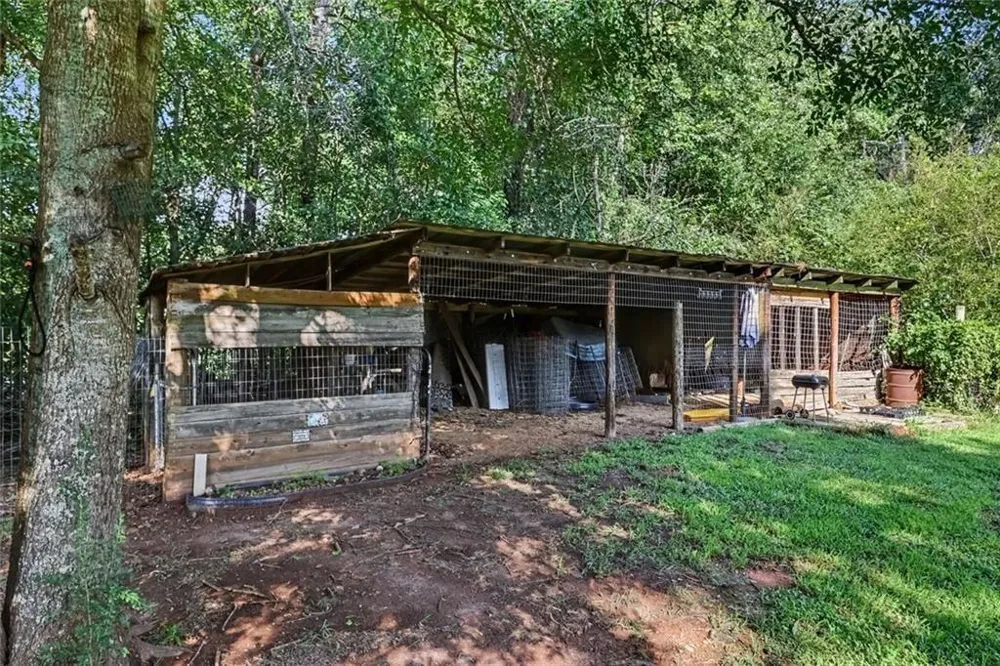 462 Wall Bridge Road Clarkesville, GA 30523