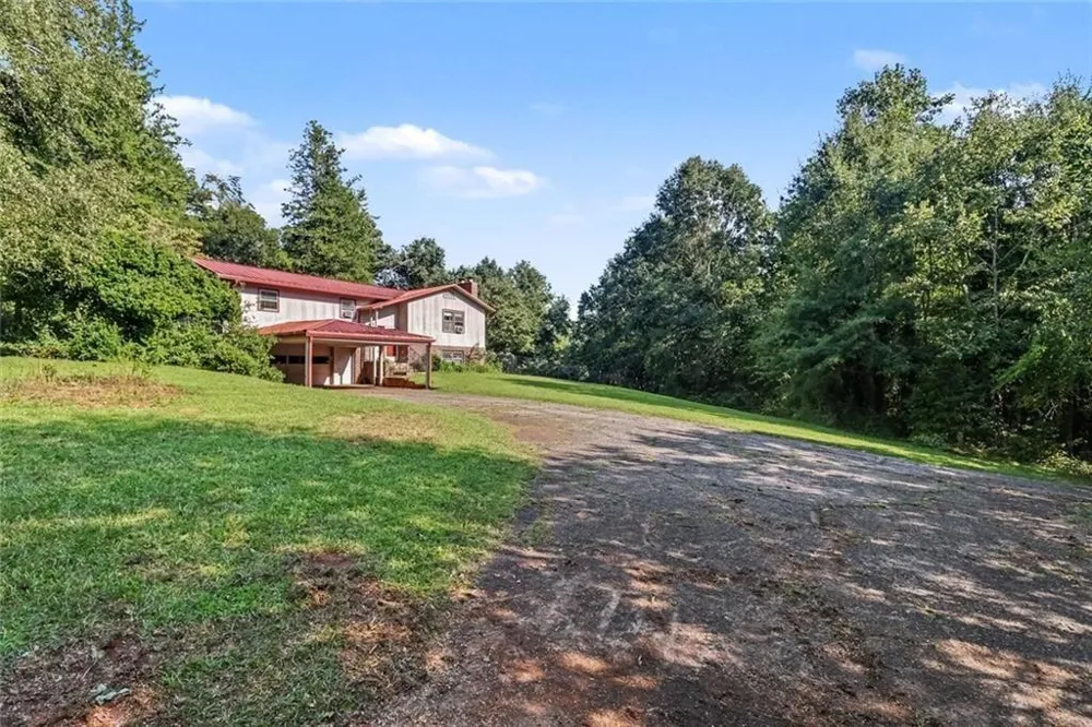 462 Wall Bridge Road Clarkesville, GA 30523