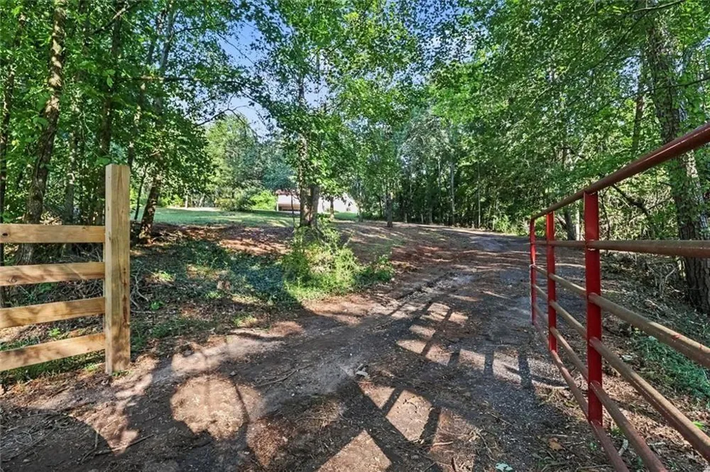 462 Wall Bridge Road Clarkesville, GA 30523