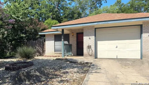 137 CIBOLO CREEK DR