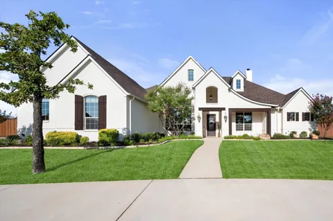 1050 Falcon Nest Drive