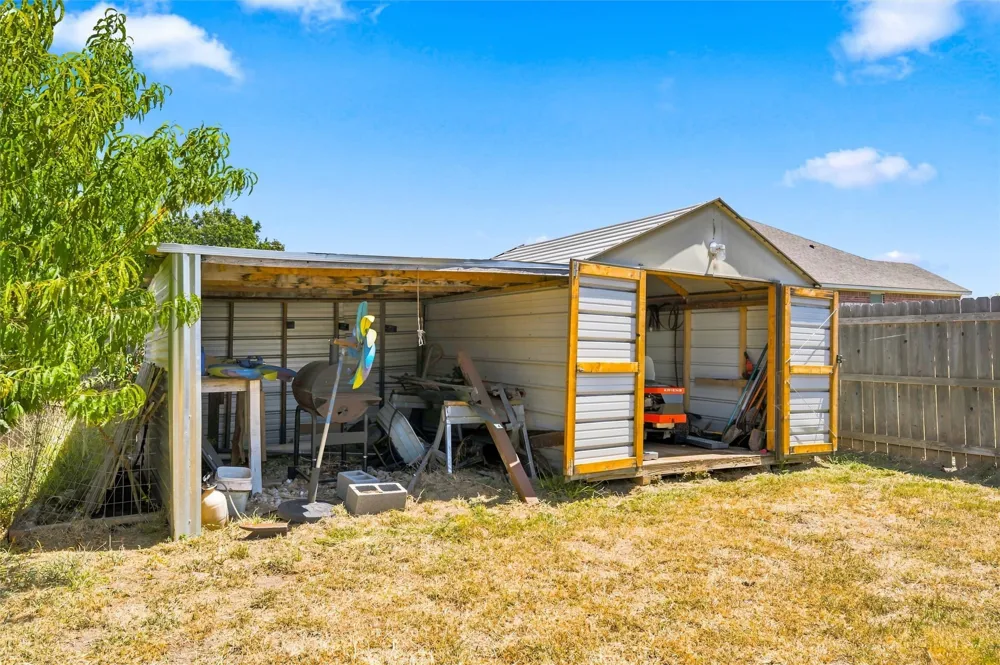 601 Sapphire Boulevard Hewitt, TX 76643