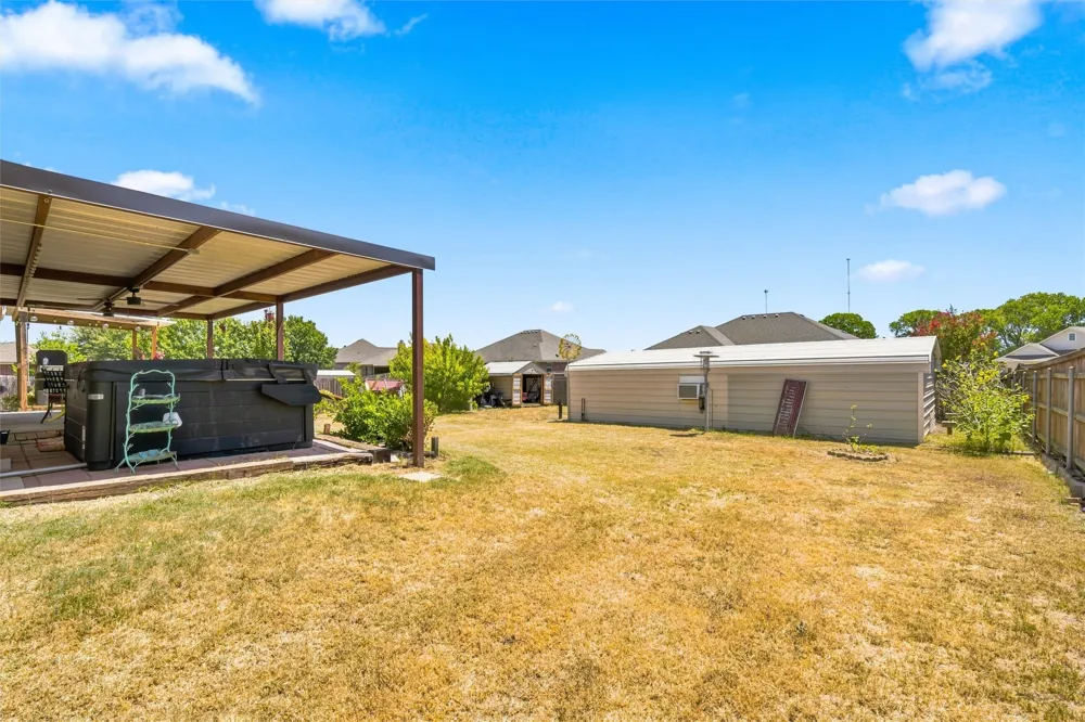 601 Sapphire Boulevard Hewitt, TX 76643