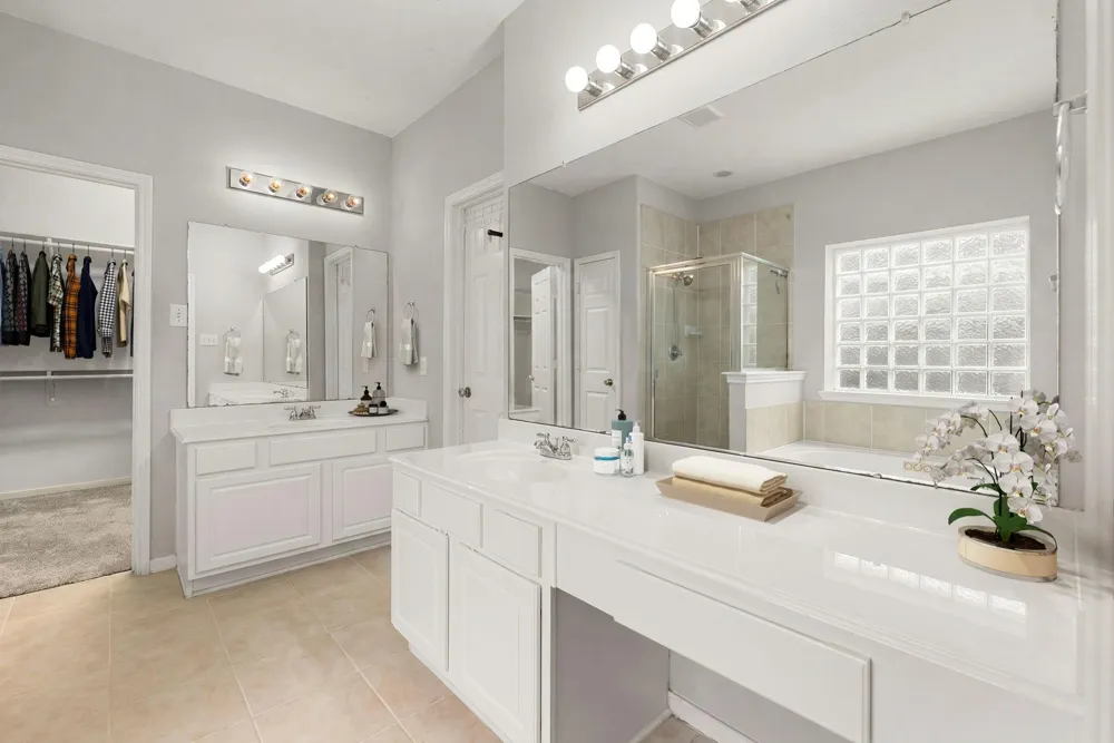 5119 Silver Oak Drive Pasadena, TX 77505