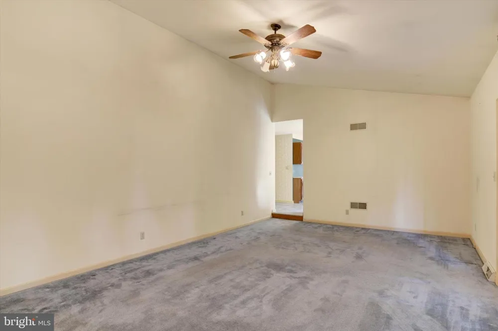 18 SOUTHVIEW CIRCLE Elizabethtown, PA 17022