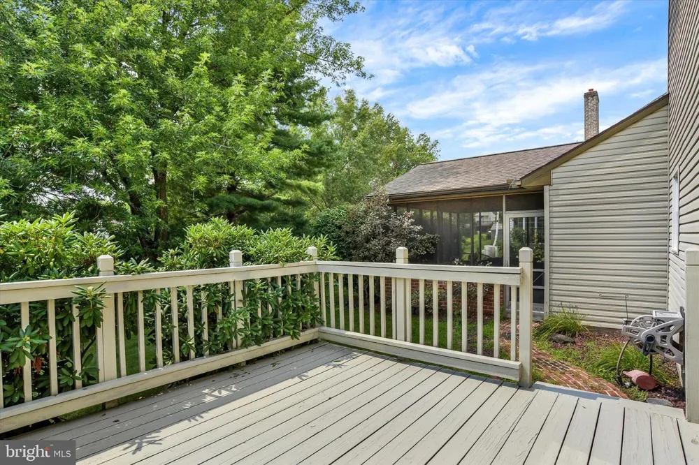 18 SOUTHVIEW CIRCLE Elizabethtown, PA 17022