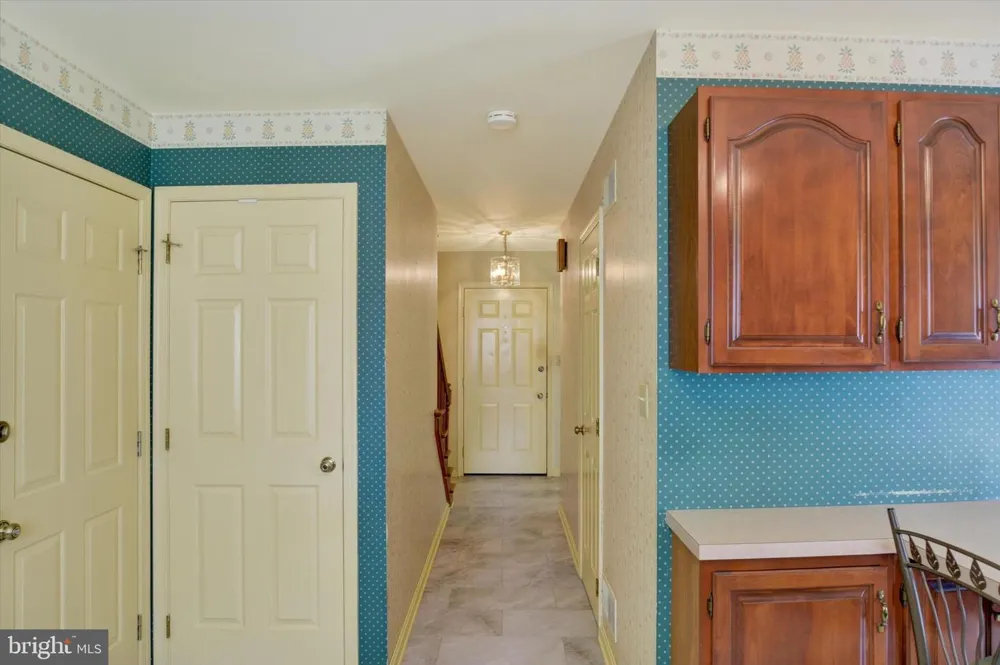 18 SOUTHVIEW CIRCLE Elizabethtown, PA 17022