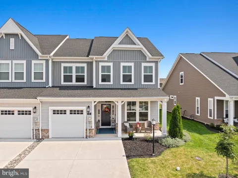 37 BUTTONBUSH LANE