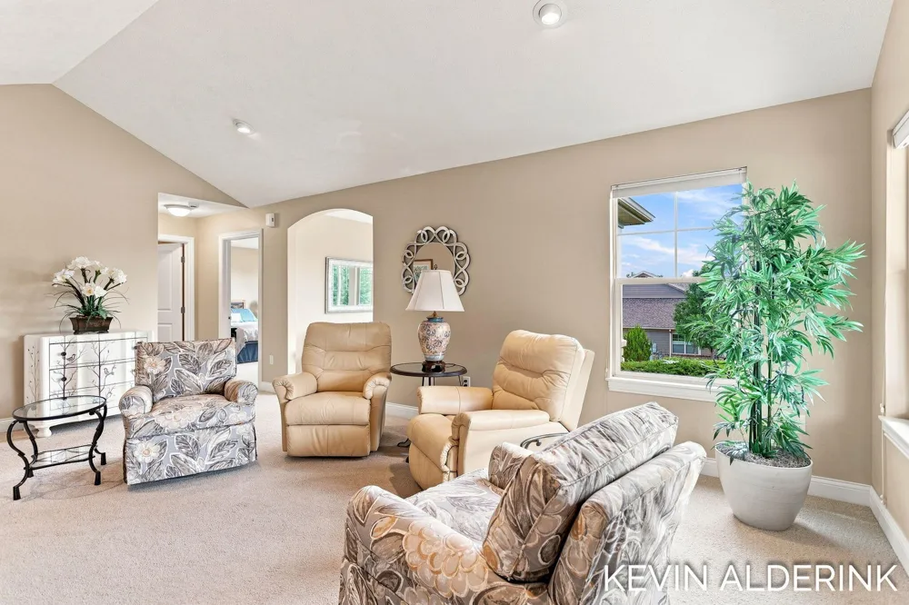 1229 Waterwalk Drive Holland, MI 49423