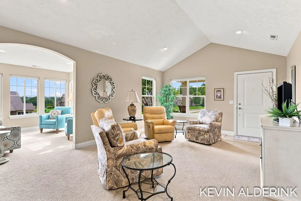 1229 Waterwalk Drive Holland, MI 49423