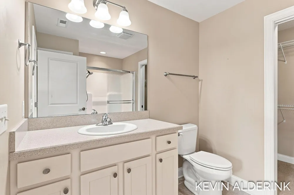 1229 Waterwalk Drive Holland, MI 49423
