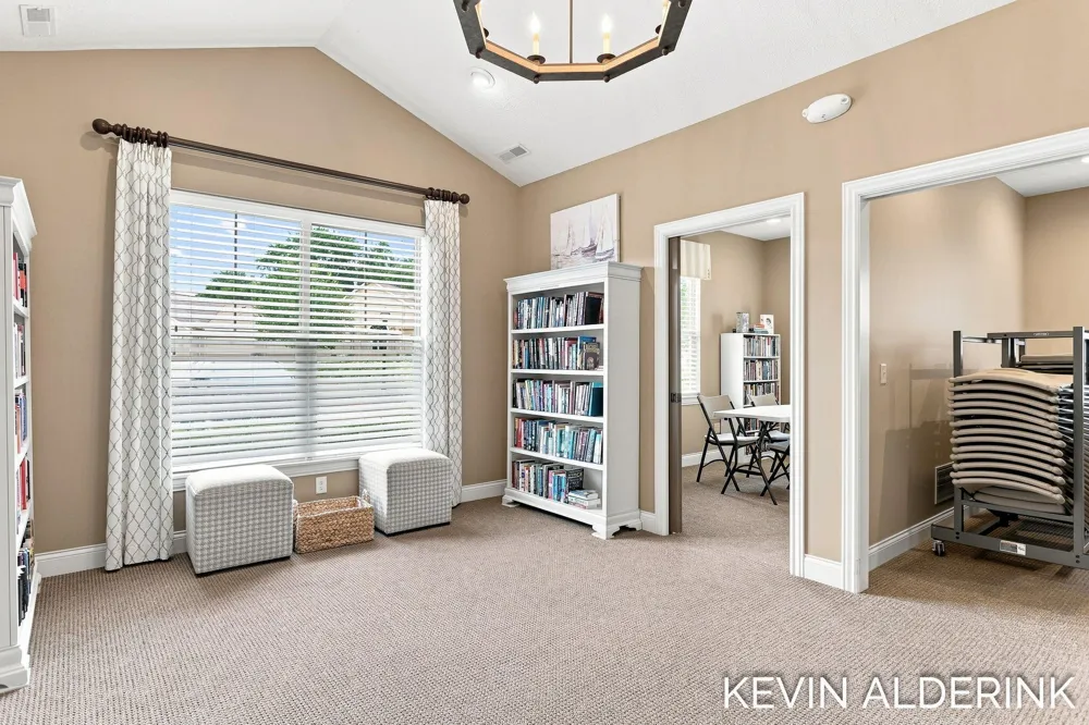 1229 Waterwalk Drive Holland, MI 49423