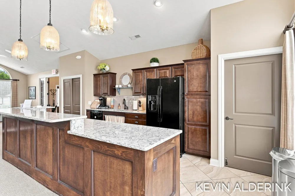 1229 Waterwalk Drive Holland, MI 49423