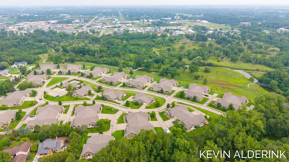 1229 Waterwalk Drive Holland, MI 49423