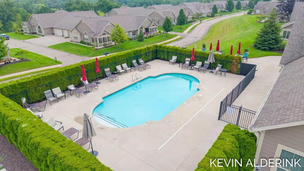 1229 Waterwalk Drive Holland, MI 49423
