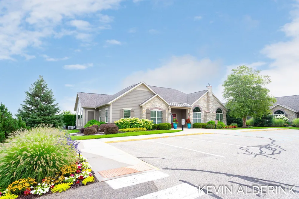 1229 Waterwalk Drive Holland, MI 49423