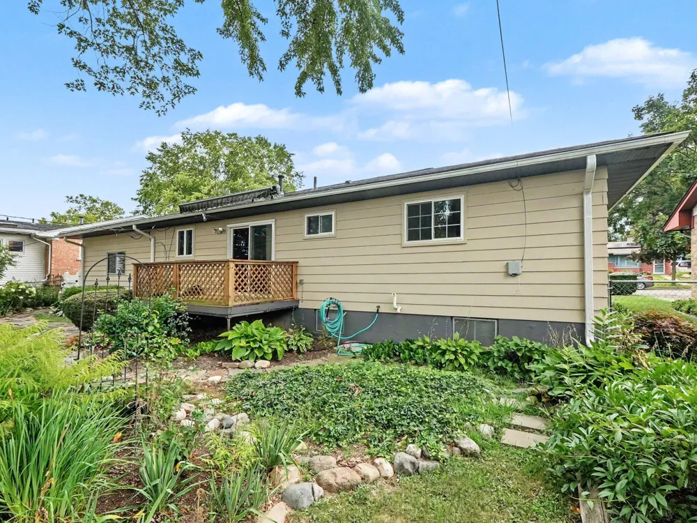 2004 Suffolk Avenue Ann Arbor, MI 48103