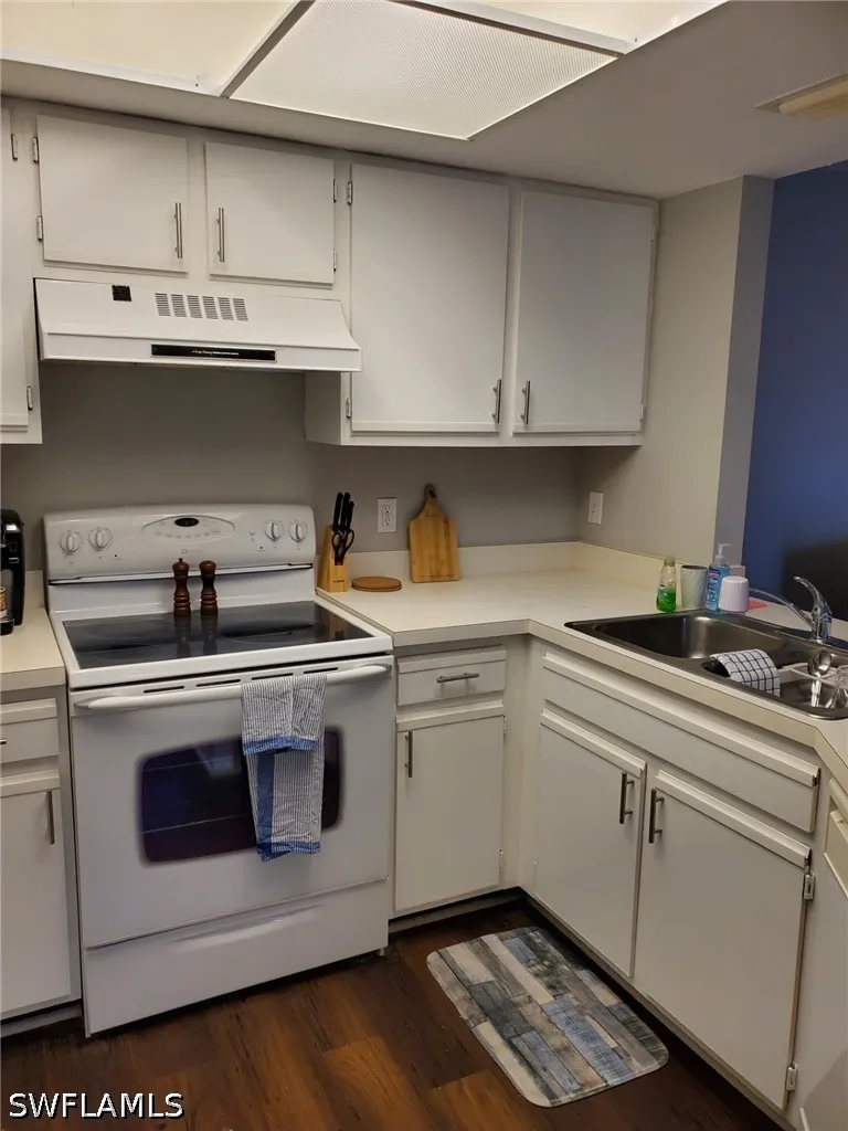 Seasons Way #106 Estero, FL 33928