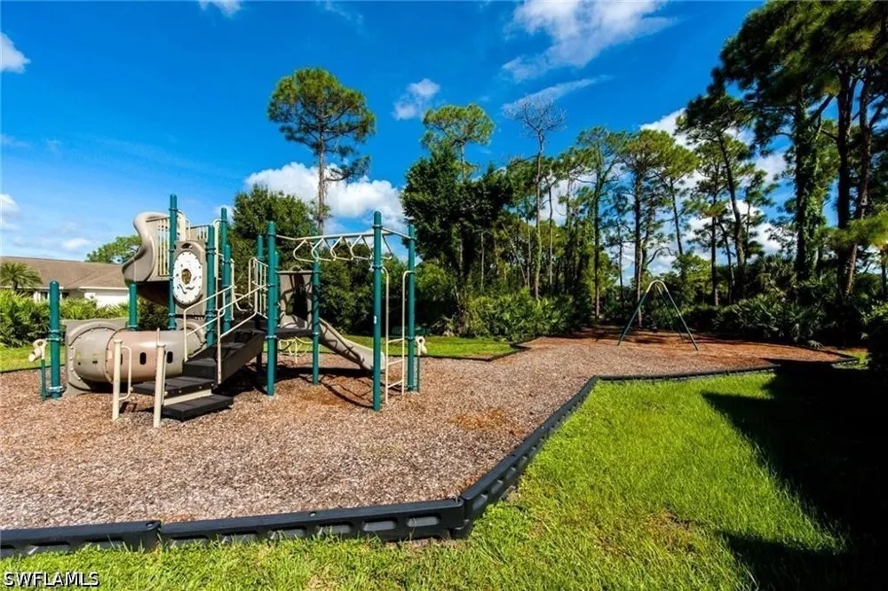 Seasons Way #106 Estero, FL 33928