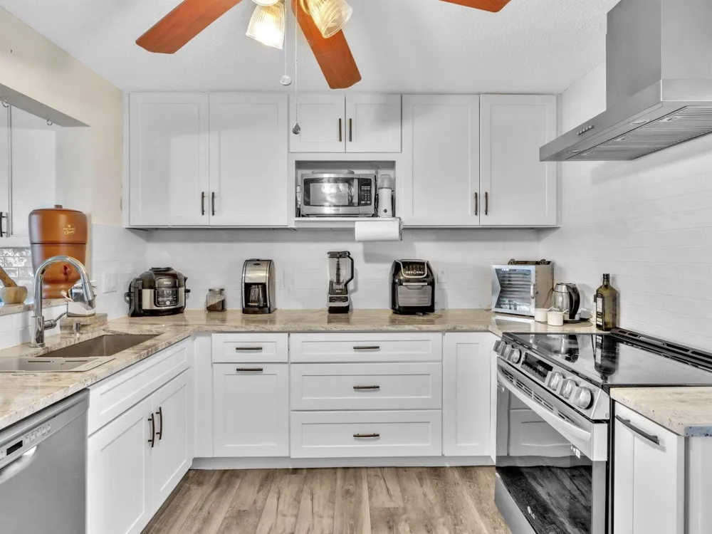 1907 SW 22ND AVENUE Boynton Beach, FL 33426