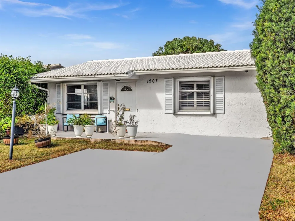 1907 SW 22ND AVENUE Boynton Beach, FL 33426