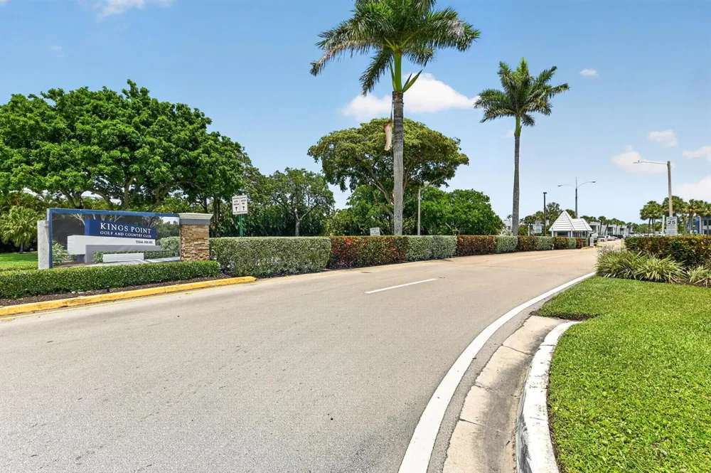 464 Piedmont J Delray Beach, FL 33484