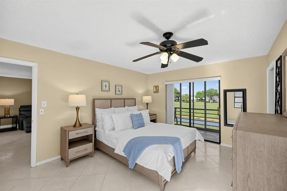 464 Piedmont J Delray Beach, FL 33484