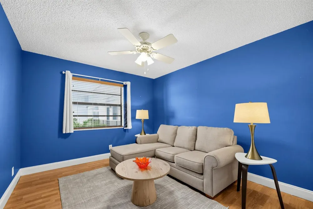 464 Piedmont J Delray Beach, FL 33484