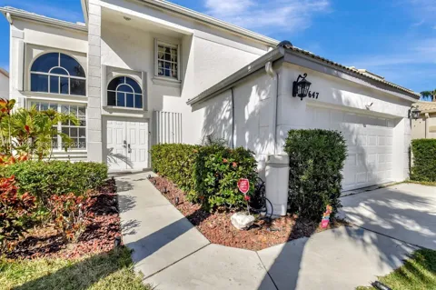 7647 Rockport Cir