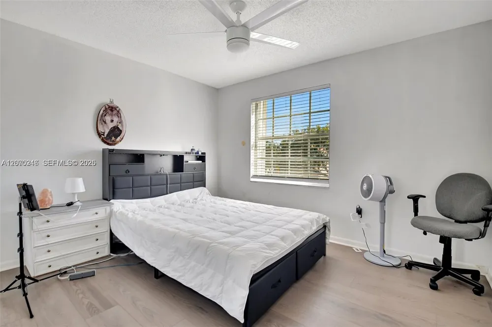 7647 Rockport Cir Lake Worth, FL 33467