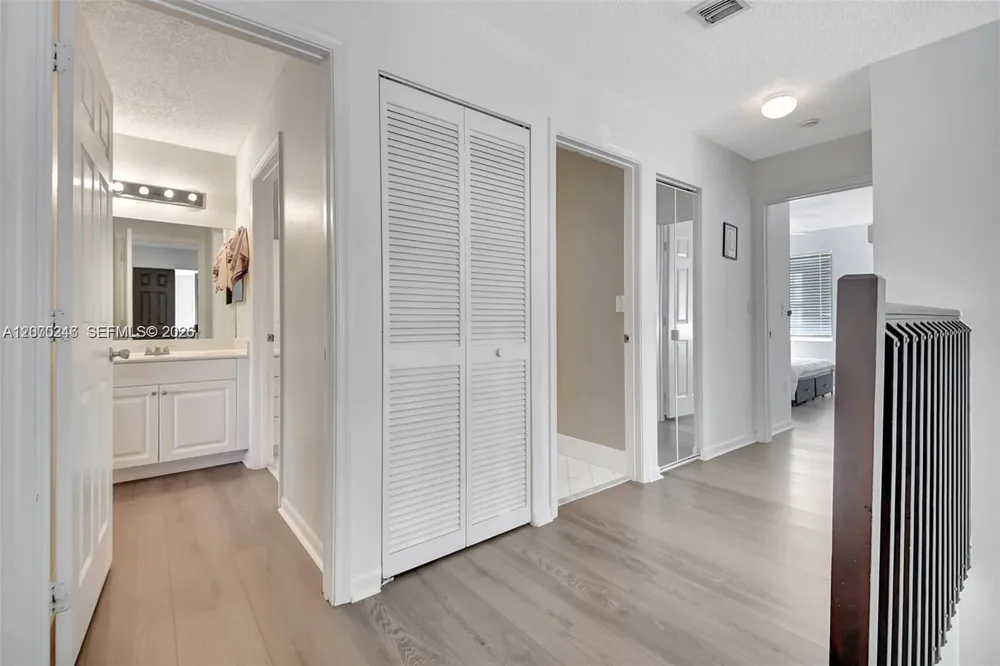 7647 Rockport Cir Lake Worth, FL 33467