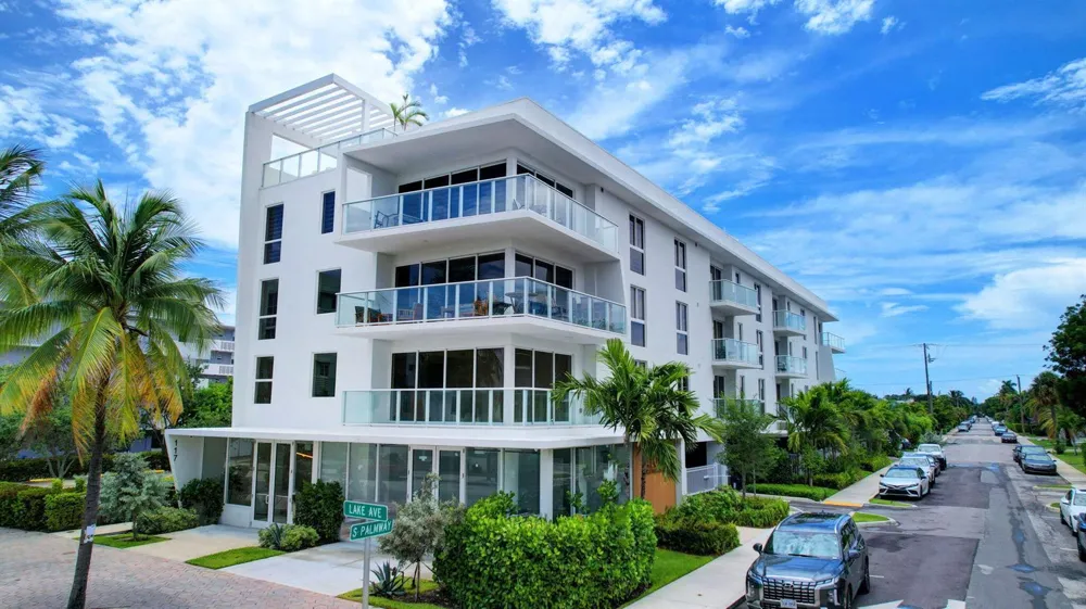 117 Lake Avenue #Unit 304 